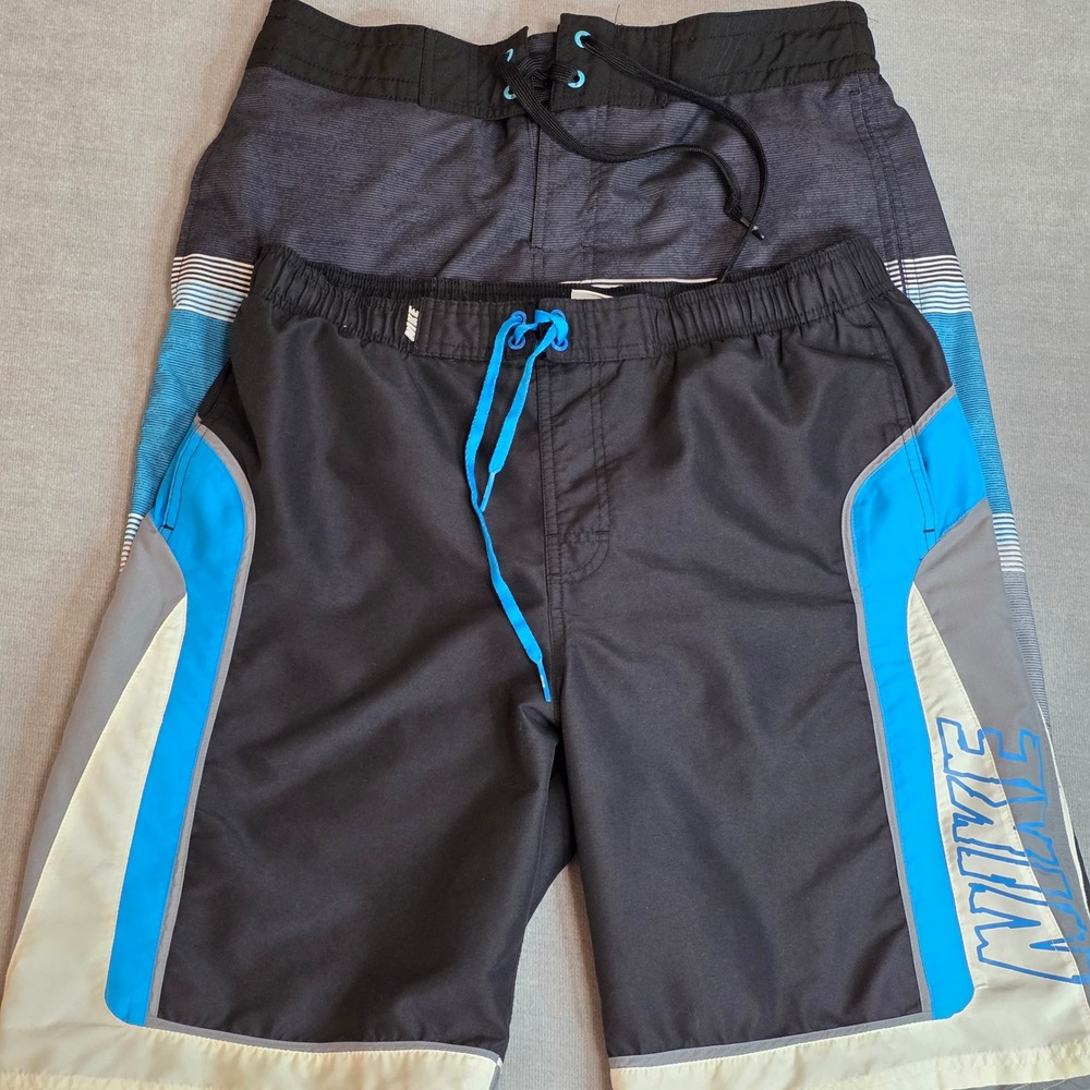 Lot of 2 Men's Board Shorts Swim Trunks Medium Nike ZeroXposur Black Blue Surf